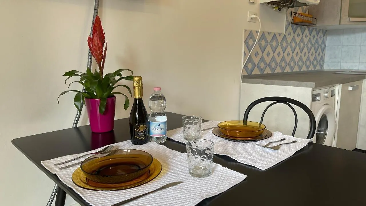 Only The Best 5 La Tua Suite Tra Venezia E Treviso San Trovaso 0*,  Italy